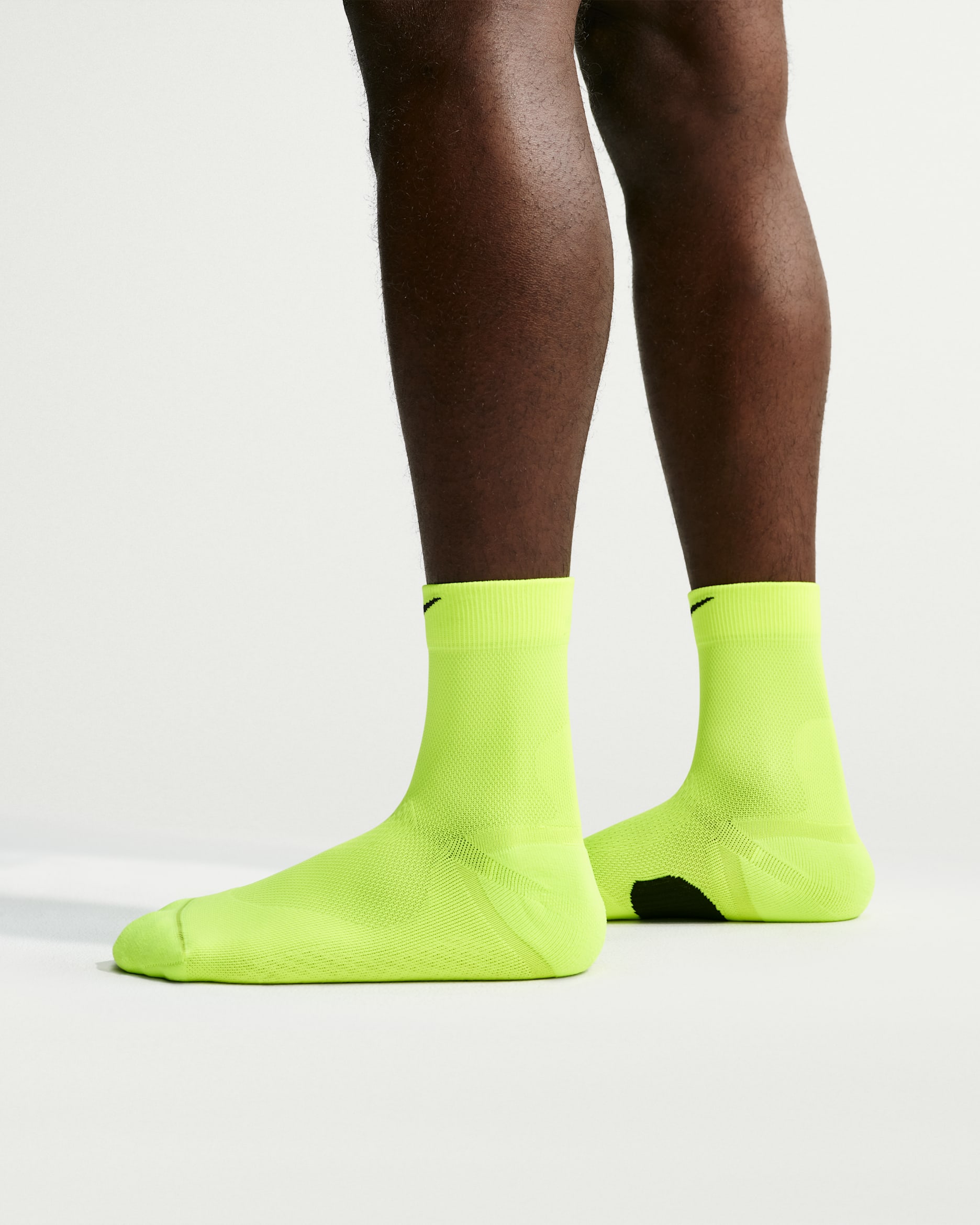 Nike Run Midweight Running Micro-Crew Socks (1 Pair). Nike.com